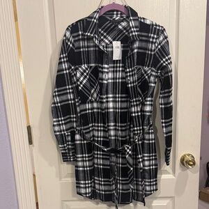 Banana Republic Black and White Plaid Button-down